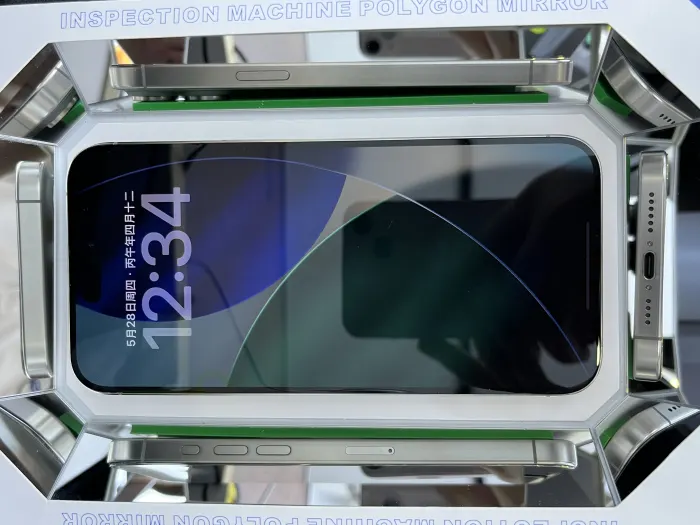 Apple iPhone 15 Pro Max — photo 10 of 10