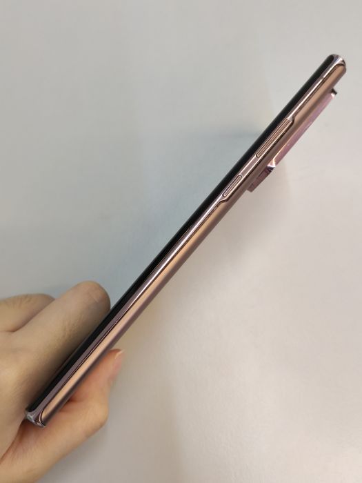 Samsung Galaxy Note 20 Ultra 5G — photo 4 of 7