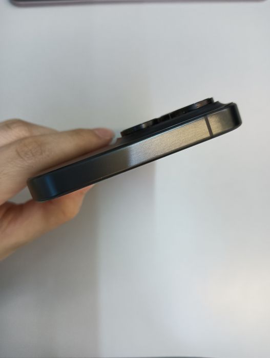 Apple iPhone 15 Pro Max — photo 5 of 8