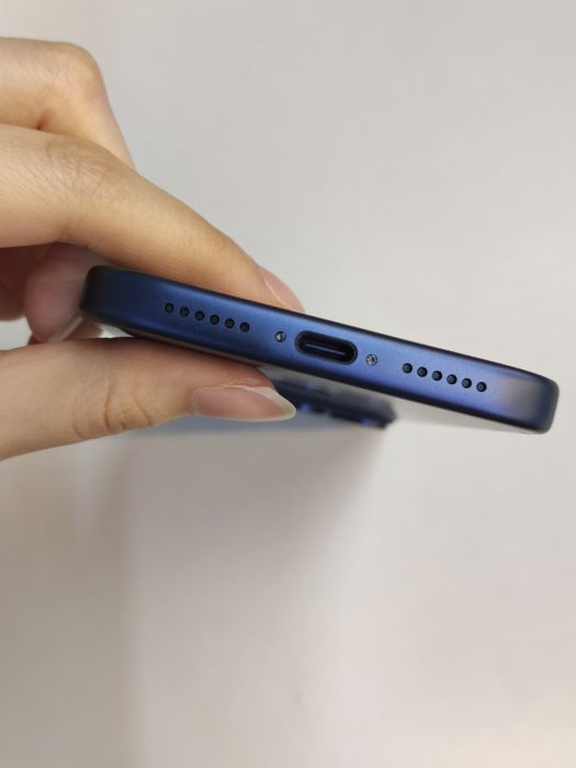 Apple iPhone 17 Pro Max — photo 7 of 10