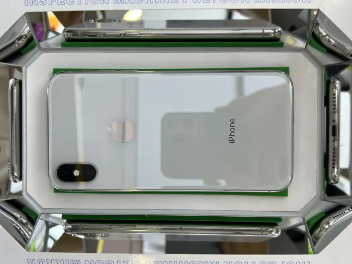 Apple iPhone X — photo 9 of 10