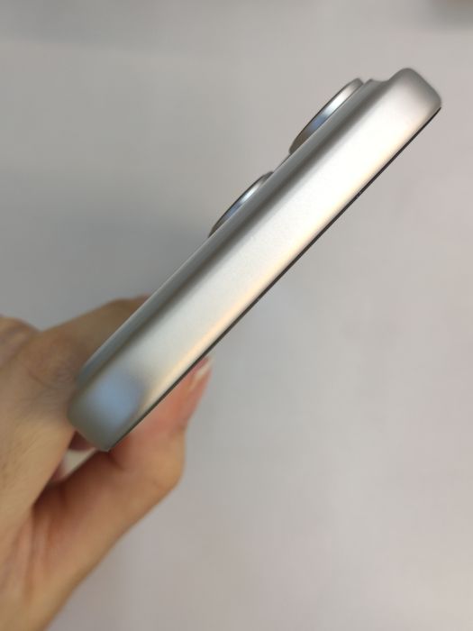 Apple iPhone 17 Pro Max — photo 6 of 11