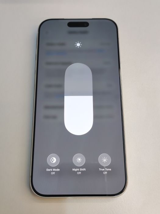 Apple iPhone 17 Pro Max — photo 7 of 11