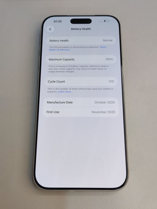 Apple iPhone 17 Pro Max — photo 8 of 11