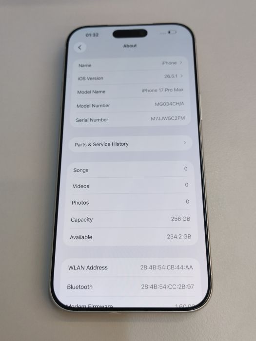 Apple iPhone 17 Pro Max — photo 9 of 11