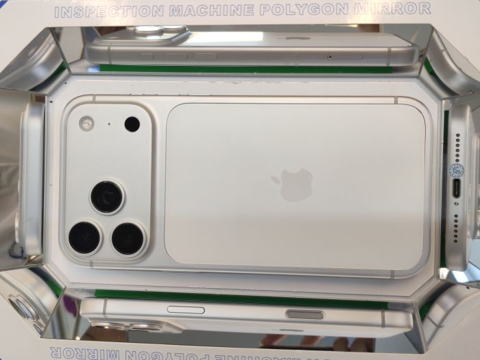 Apple iPhone 17 Pro Max — photo 11 of 11