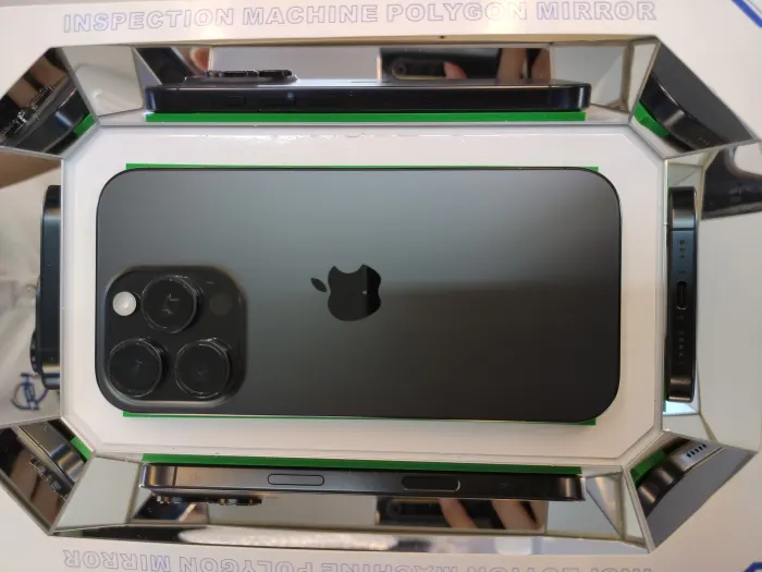 Apple iPhone 16 Pro — photo 9 of 10