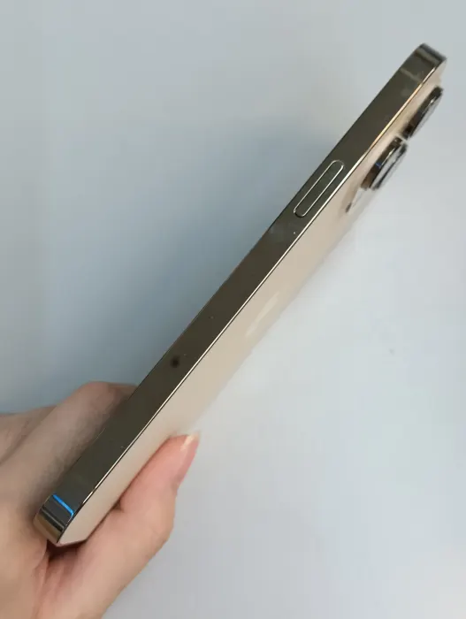 Apple iPhone 14 Pro Max — photo 5 of 10