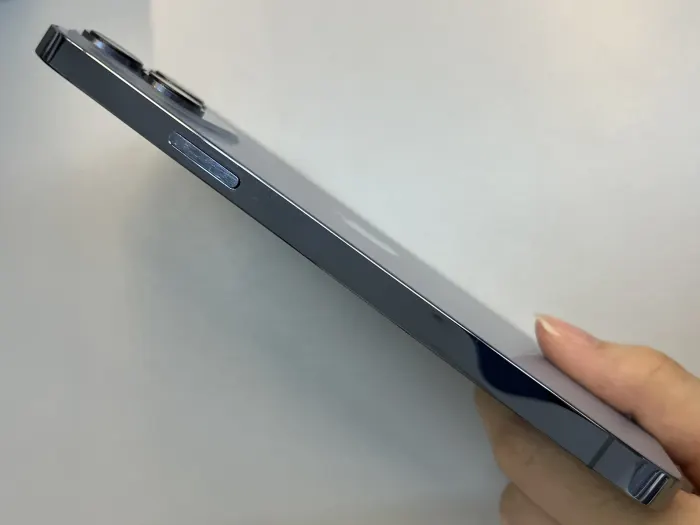 Apple iPhone 13 Pro Max — photo 5 of 10