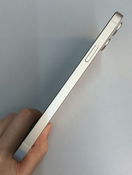 Apple iPhone 14 Plus — photo 5 of 10