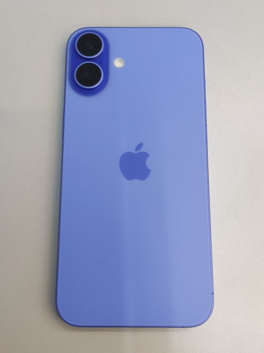 Apple Apple iPhone 16 Plus — photo 2 of 10