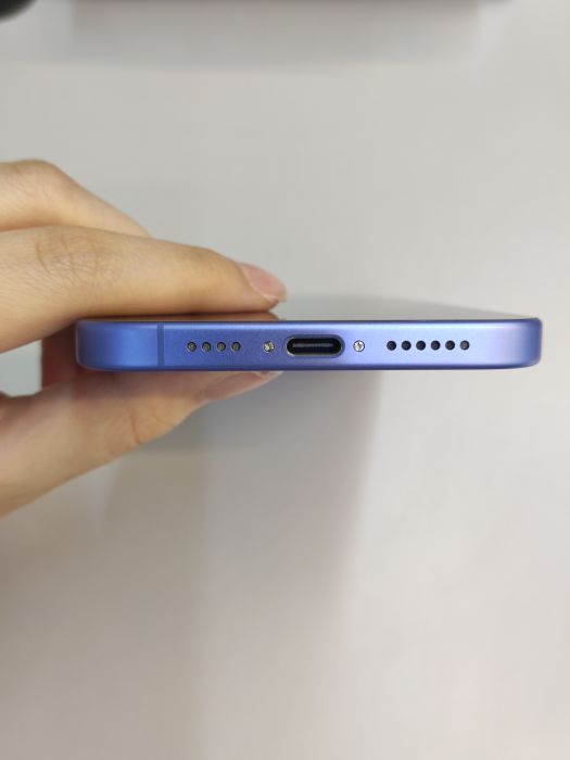Apple Apple iPhone 16 Plus — photo 5 of 10