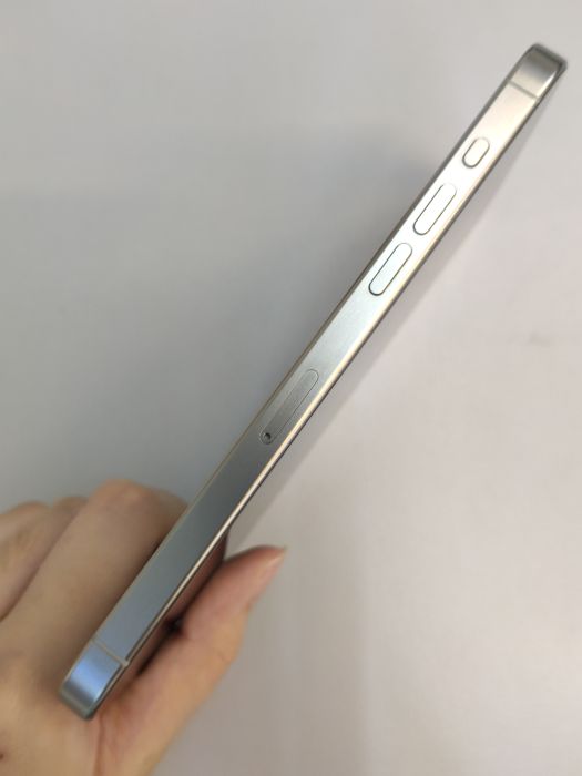 Apple iPhone 15 Pro Max — photo 5 of 10