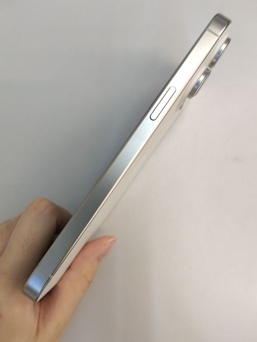Apple iPhone 15 Pro Max — photo 6 of 10