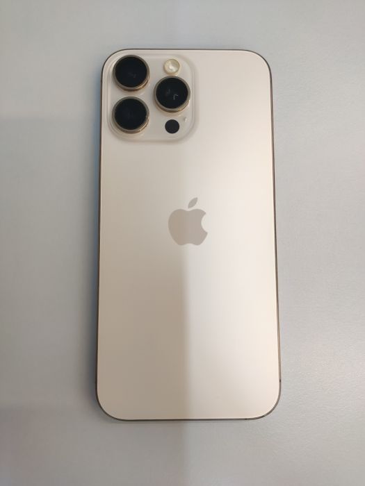 Apple Apple iPhone 16 Pro Max — photo 4 of 10