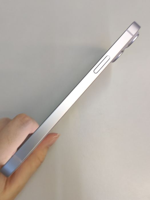 Apple iPhone 14 Plus — photo 4 of 10