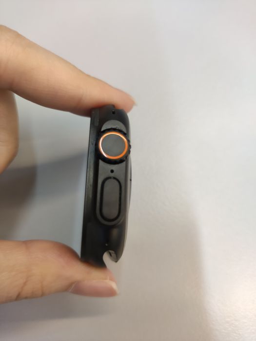 Apple Apple Watch Ultra 3 — photo 2 of 6