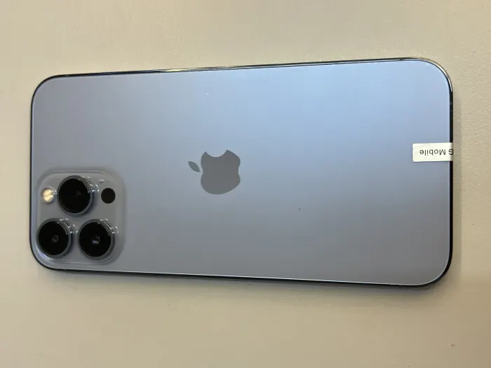 Apple iPhone 13 Pro Max — photo 8 of 10
