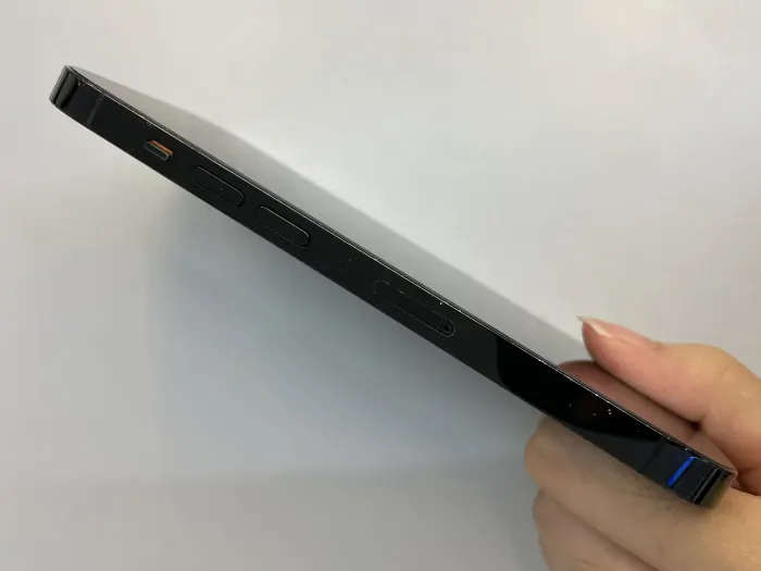Apple iPhone 14 Pro — photo 1 of 11