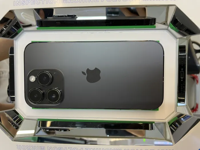 Apple iPhone 14 Pro — photo 5 of 11