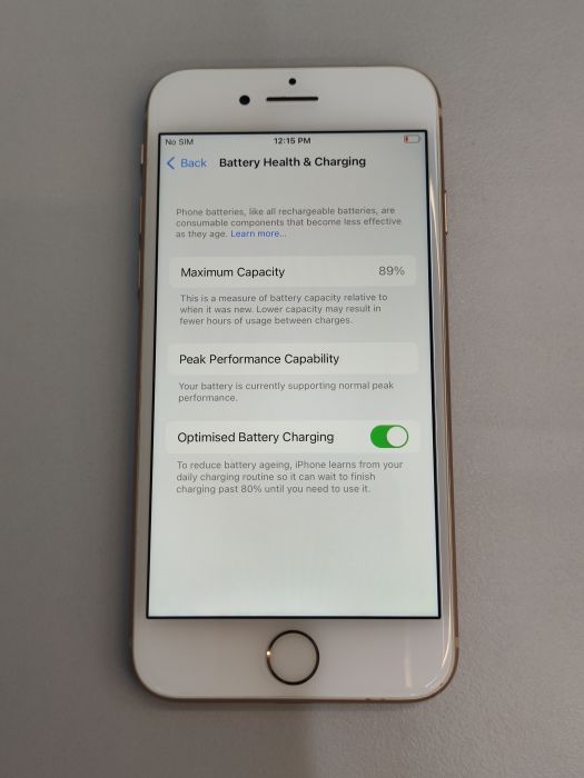 Apple iPhone 8 — photo 8 of 8
