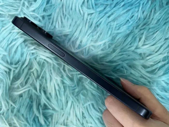 Apple iPhone 15 Pro Max — photo 7 of 8