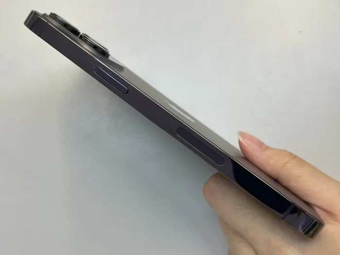 Apple iPhone 14 Pro Max — photo 3 of 10