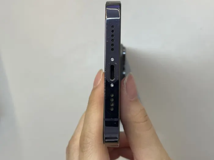 Apple iPhone 14 Pro Max — photo 4 of 10