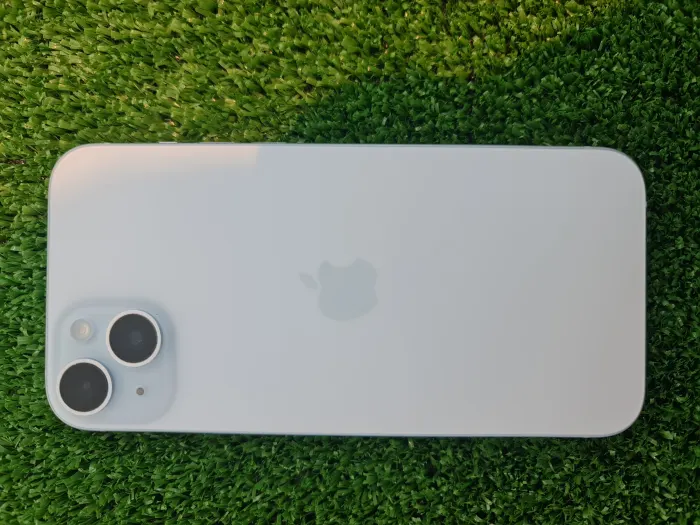 Apple iPhone 15 Plus — photo 1 of 7