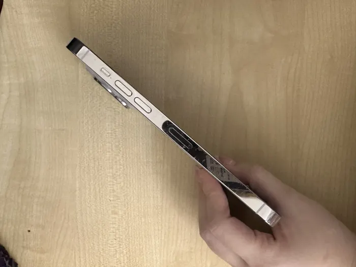 Apple iPhone 14 Pro Max — photo 6 of 10