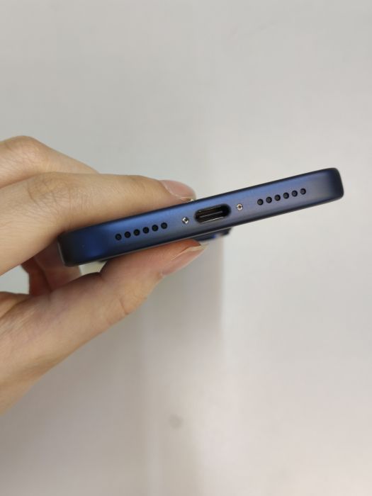 Apple iPhone 17 Pro Max — photo 5 of 8