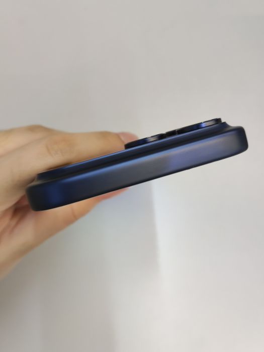 Apple iPhone 17 Pro Max — photo 6 of 8