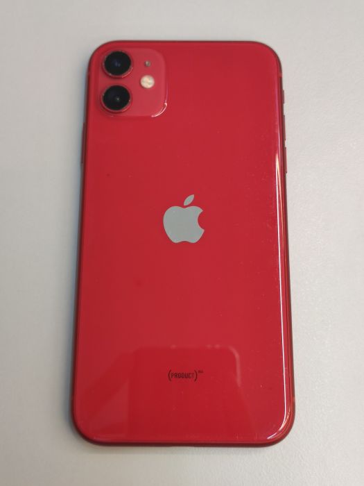 Apple iPhone 11 — photo 4 of 11