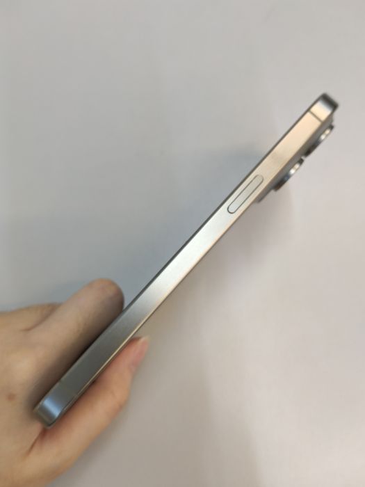 Apple iPhone 15 Pro Max — photo 4 of 8