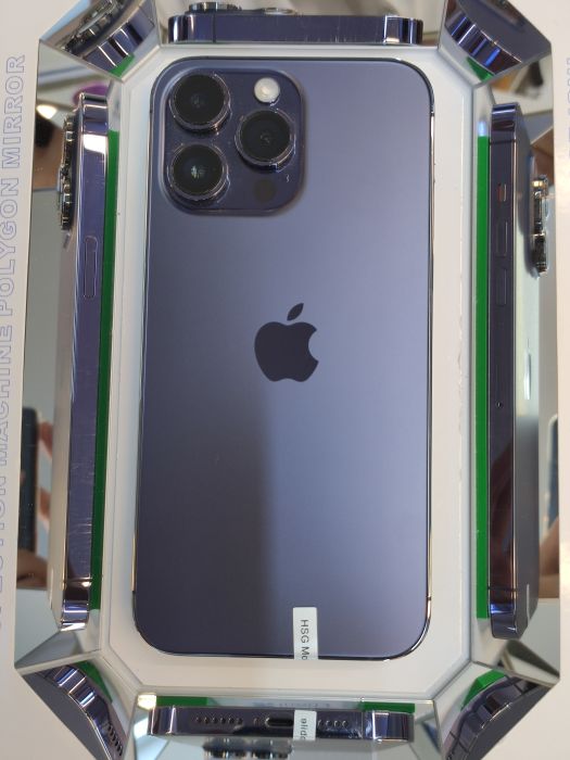 Apple iPhone 14 Pro Max — photo 10 of 10