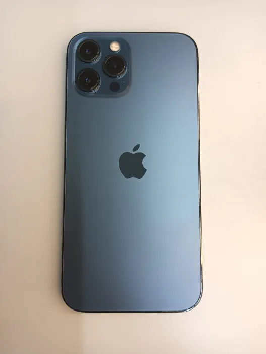 Apple iPhone 12 Pro Max — photo 1 of 11
