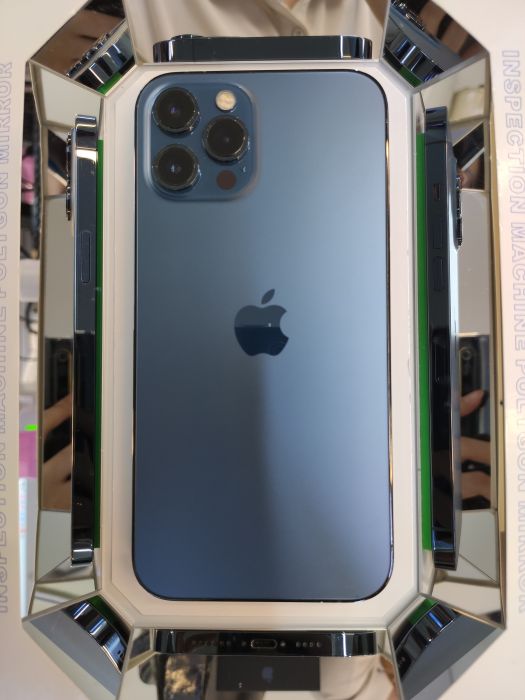 Apple iPhone 12 Pro Max — photo 2 of 10