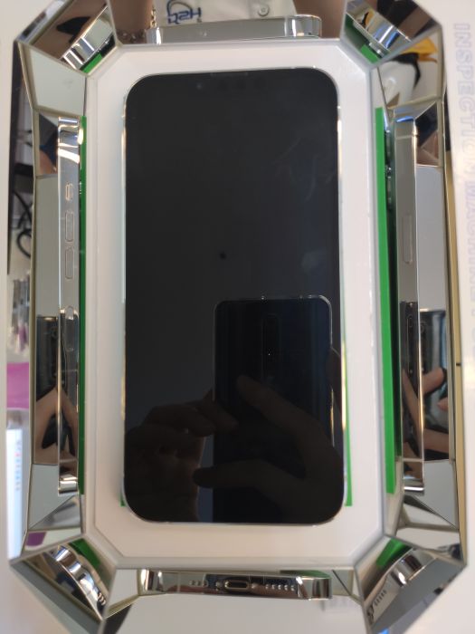 Apple iPhone 13 Pro — photo 3 of 10