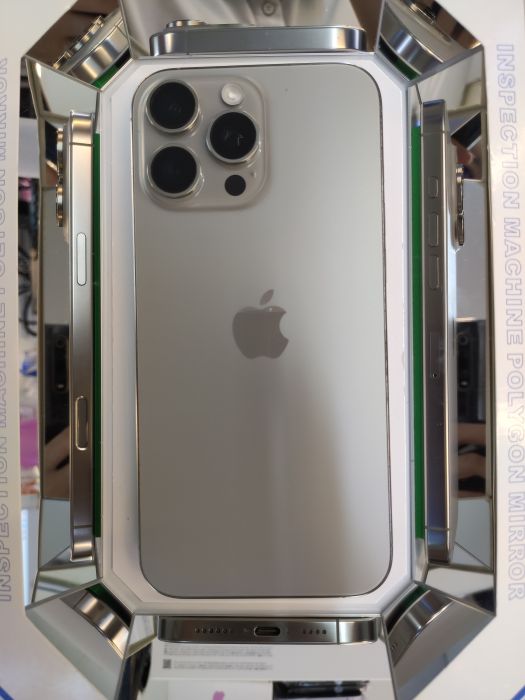 Apple iPhone 16 Pro Max — photo 2 of 10