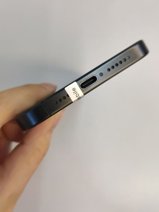 Apple iPhone 15 Pro Max — photo 5 of 10