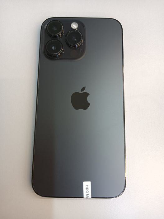 Apple iPhone 14 Pro Max — photo 3 of 10