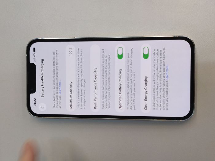 Apple iPhone 13 Pro — photo 10 of 10