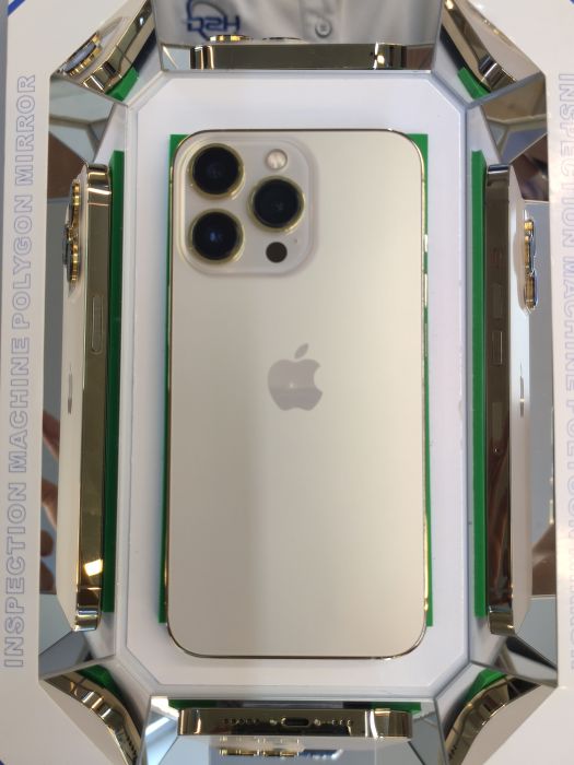 Apple iPhone 13 Pro — photo 11 of 11