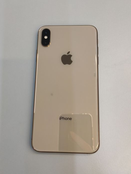 Apple iPhone XS Max — photo 2 of 8