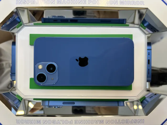 Apple iPhone 13 mini — photo 6 of 10