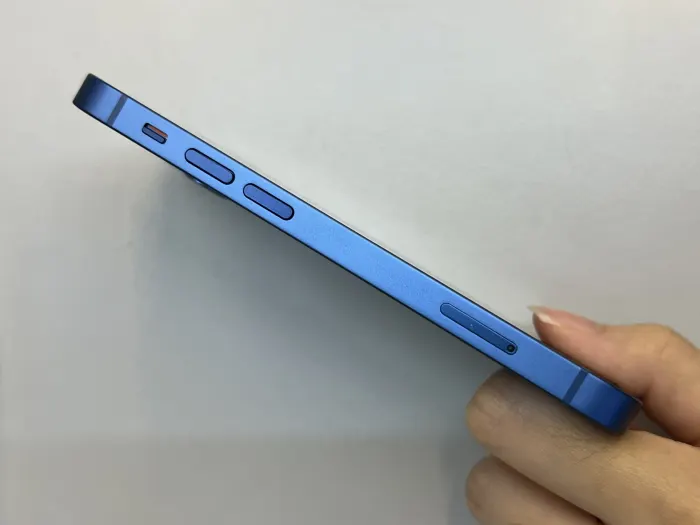 Apple iPhone 13 mini — photo 8 of 10