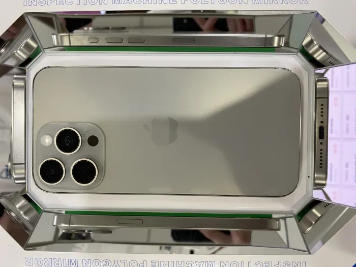 Apple iPhone 15 Pro Max — photo 5 of 6