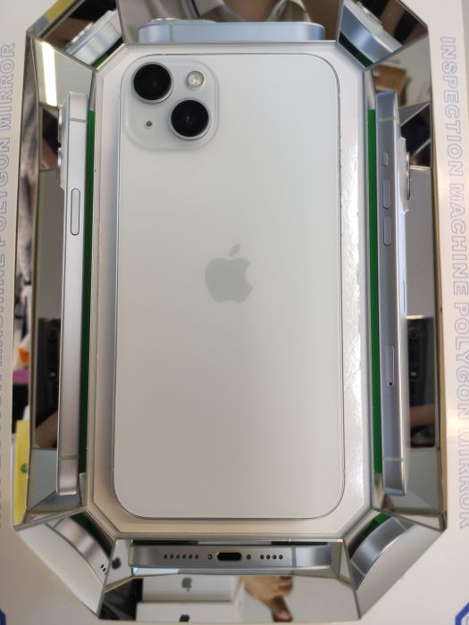 Apple iPhone 15 Plus — photo 2 of 10