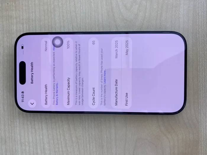 Apple iPhone 16 Pro — photo 4 of 10
