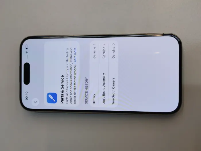 Apple iPhone 15 Pro — photo 2 of 11